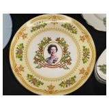 Large Lot of Vintage Collectible Queen Elizabeth II Memorabilia. Other Members of the Royal Family Also Included. Listed in Description.