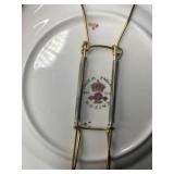 Large Lot of Vintage Collectible Queen Elizabeth II Memorabilia. Other Members of the Royal Family Also Included. Listed in Description.
