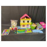 Plastic Doll House / Keyboard / Water Wiggles / Puzzles