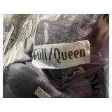 West Point Stevens Sheets / Confiteor / Pillows - Full/Queen