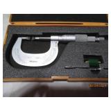 Mitutoyo 0-1" .0001" blade micromet...