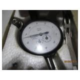 Mitutoyo dial indicator in original...