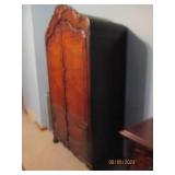 Intricately carved Detail Vintage h...