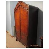 Intricately carved Detail Vintage h...