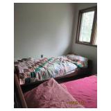 Twin size bunkbed set with standard...