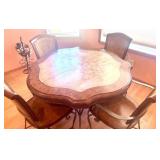 Beautiful Breakfast Table & 4 Chairs
