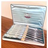 Carvel Hall By Briddell Knife Set