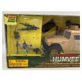Vintage Power Team Elite 1:18th Scale World Peacekeepers HUMVEE (NIB Loose Items) & Military Assault Unit (NIB Missing Pieces)