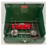 Vintage Coleman 425E Camp Stove