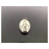 29.3 Grams of Antique and Vintage .925 Sterling Silver Religious Medals, Necklaces, etc.