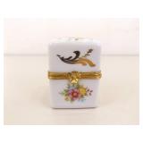 Lot of 3 VERY COLLECTIBLE Artoria Limoges Porcelain Trinket Boxes