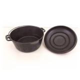 Lot of Antique Cast Iron Dutch Oven, Water Kettle, and Frying Pan