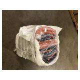 72 in. x 40 in. Moving Blankets (24-Pack) Customer Returns See Pictures