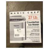 Magic Chef 27 lbs. Bullet Ice Countertop Ice Maker in Stainless Steel Customer Returns See Pictures