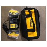 DEWALT 20V MAX Brushless Cordless 1/2 in. Hammer Drill/Driver with FLEXVOLT ADVANTAGE (Tool Only) Customer Returns See Pictures