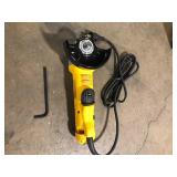 DEWALT 11 Amp Corded 4.5 in. Small Angle Grinder Missing Pieces  Customer Returns See Pictures