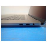 Apple MacBookPro15,1 A1990 MR932LL/A // INTEL(R) CORE(TM) I7-8750H CPU @ 2.20GHZ // 16GB RAM // 251GB SSD // 15" screen with 3360 x 2100 Resolution // Includes IOS and Charger