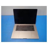 Apple MacBookPro14,3 A1707 MPTR2LL/A // INTEL(R) CORE(TM) I7-7700HQ CPU @ 2.80GHZ // 16GB LPDDR3 SDRAM // 251GB SSD // 15" screen with 3360 x 2100 Resolution // Includes IOS and Charger