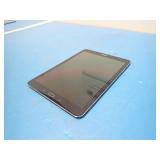 Samsung SM-T810 Tablet // 32GB of storage // WIFI Only // No Cables // slight scratches on screen