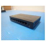 TRENDnet TEG-S82g 8-Port gigabit Ethernet Switch // No Cables