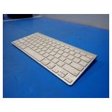 Apple A1314 Wireless Keyboard