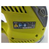Ryobi Corded CFS1503G Corner Cat Sander