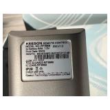TWIN LUXEBREEZE Tempur-Pedic Soft Mattress with Adjustable Tempur-Ergo Base with Keeson Remote Control.