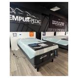 LuxeAdapt Tempur-Pedic Tempur-Adapt, Twin XL Soft firmness Mattress, 13" Profile. Adjustable Tempur-Ergo Base
