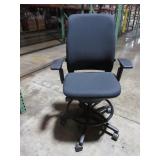 STEELCASE AMIA ASSORTED COLOR BASE  STOOLS