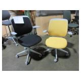 STEELCASE COBI ASSORTED COLOR CONFERENCE CHAIRS WITH ARMS