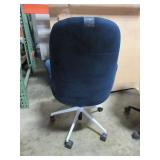 ASSORTED OFFICE CHAIRS AND STOOL