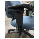9 TO 5 BARIATRIC OFFICE CHAIR