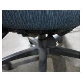 9 TO 5 BARIATRIC OFFICE CHAIR