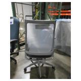 9 TO 5  OFFICE CHAIRS