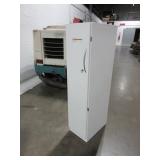 STEELCASE WHITE METAL PERSONAL LOCKER WITH KEY