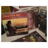 Box of LPs Johnny Cash, Diana Ross,...