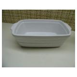 Gibson China 4 piece, one lidded pl...