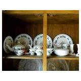 Christmas dishware quantity unknown...