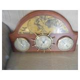 collectable wooden box, vintage Spr...