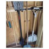 Large scoop shovels, standard squar...