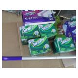 Large lot of Swiffer supplies and a...