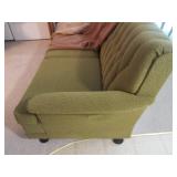 Vintage couch with 2 blankets that ...