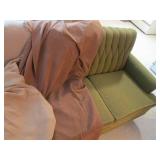 Vintage couch with 2 blankets that ...