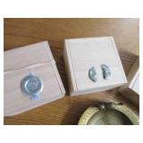 Small wood boxes and a vintage meta...