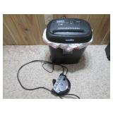 Suntico paper shredder and APC surg...