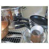 Nice cleanetal cookware...