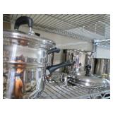 Nice cleanetal cookware...