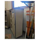 Heavy duty metal sliding door cabin...