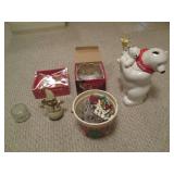 Box of picture frames and box of bl...