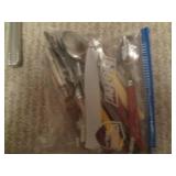 Assortment of vintage and retro sil...